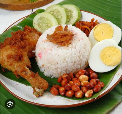 Nasi Lemak Ayam Goreng