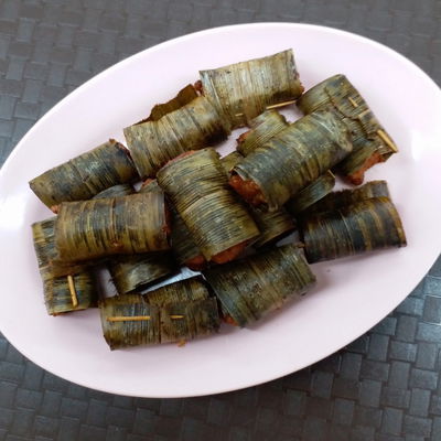 Ayam Goreng Gulung Pandan