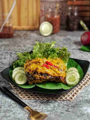 Ikan Patin Goreng Kunyit 