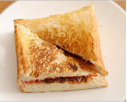 Roti Bakar Kaya Rm2.50