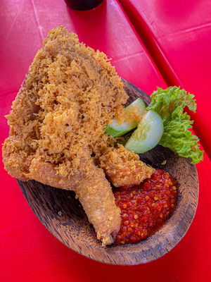 Ayam Penyet Godang Peha 
