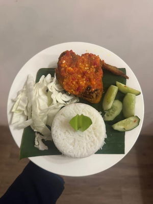 Nasi Ayam Gepuk 